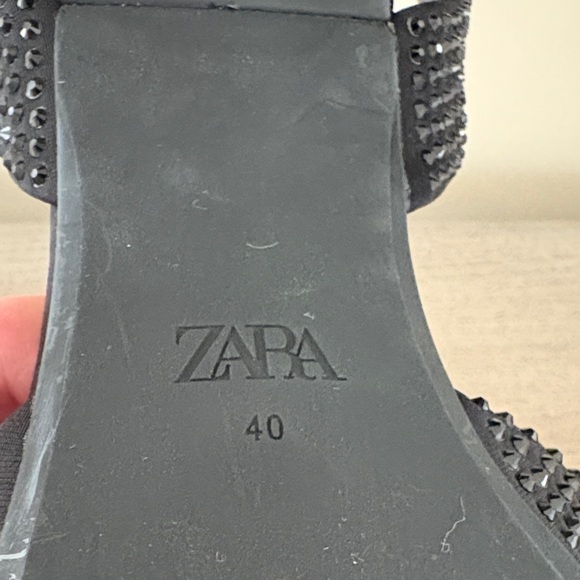 Zara Women's Glittering Black Pointed Heels - Picture 6 of 6